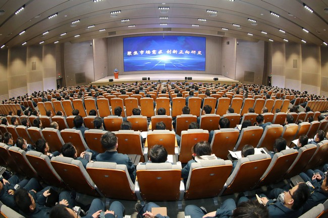 1月9日，山推啟動正向研發(fā)流程